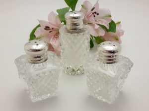Kristal strooiers met zilveren dop set van 3